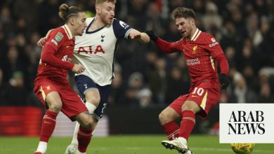 توتنهام يفوز على ليفربول 1-0 في نصف نهائي كأس إنجلترا بعد إصابة خطيرة واستدعاء الحكم داخل الملعب