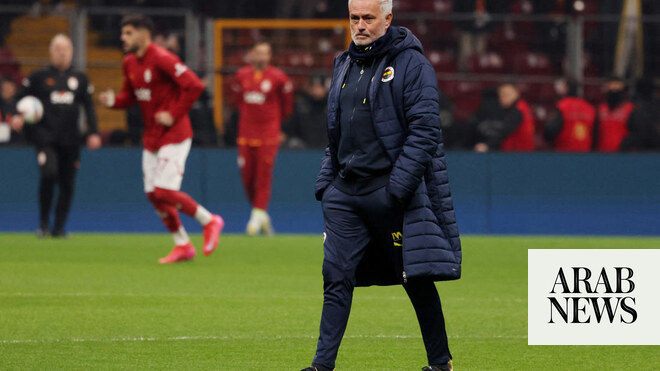 لدى Mourinho من Fenerbahce حظرًا من أربعة مباريات إلى النصف بعد الاستئناف لدى Mourinho من Fenerbahce حظرًا من أربعة مباريات إلى النصف بعد الاستئناف