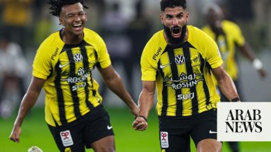 يحافظ عرض Ittihad المتأخر على تحدي اللقب