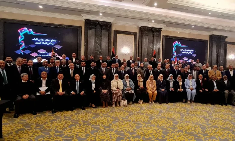 كيف ينظر الليبيون للدعوة إلى إجراء انتخابات برلمانية «عاجلة»؟ كيف ينظر الليبيون للدعوة إلى إجراء انتخابات برلمانية «عاجلة»؟