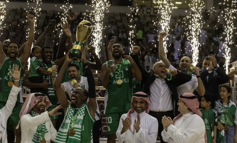 الأهلي يهزم الاتحاد… ويتوج بكأس وزارة الرياضة لكرة السلة الأهلي يهزم الاتحاد… ويتوج بكأس وزارة الرياضة لكرة السلة