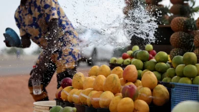 هل تعمل لساعات متأخرة في الليل؟ 6 وجبات خفيفة مسائية مفيدة للقلب
