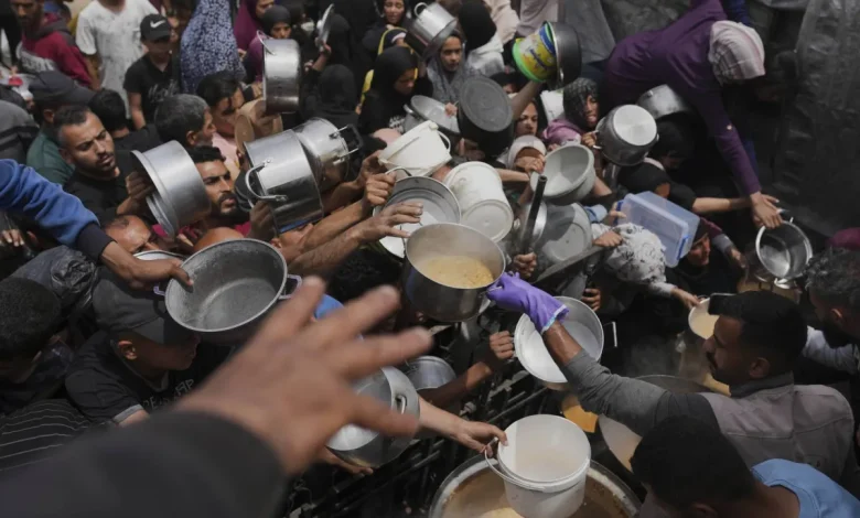 الصين تدعو إلى اتخاذ خطوات عاجلة لتحقيق حل دائم للقضية الفلسطينية الصين تدعو إلى اتخاذ خطوات عاجلة لتحقيق حل دائم للقضية الفلسطينية