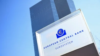 البنك المركزي الأوروبي قد يضطر إلى خفض أسعار الفائدة لأقل من 2 في المائة