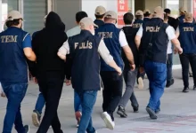 تركيا توقف عشرات الجنود بالجيش والشرطة لارتباطهم بـ«حركة غولن»