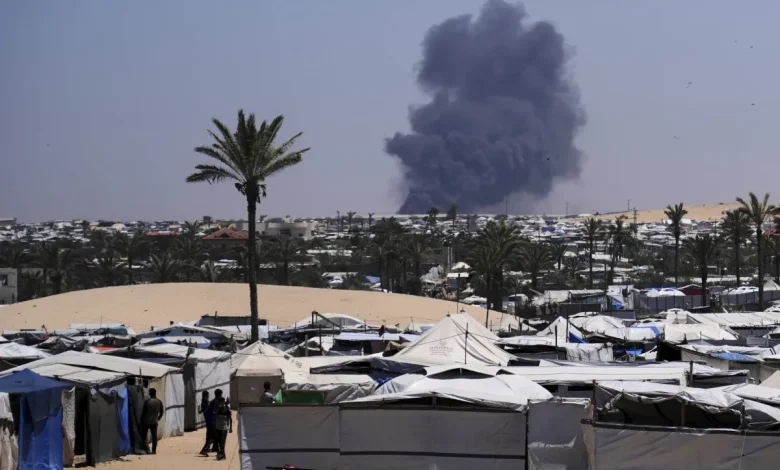16 قتيلًا بغارة جوية إسرائيلية على قطاع غزة 16 قتيلًا بغارة جوية إسرائيلية على قطاع غزة
