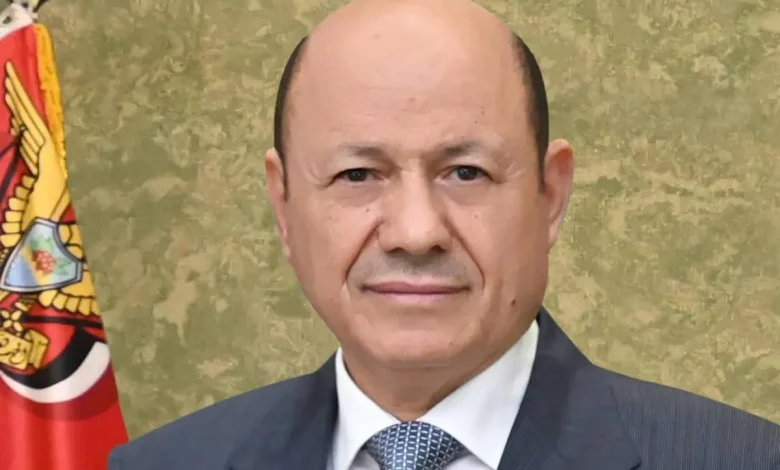 الرئيس اليمني يُثمِّن تمديد السعودية مشروع «مسام» لنزع الألغام الرئيس اليمني يُثمِّن تمديد السعودية مشروع «مسام» لنزع الألغام