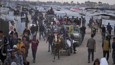 الجيش الإسرائيلي يحذر الفلسطينيين من التوجه لمراكز توزيع المساعدات في غزة