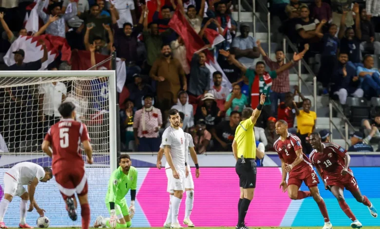 قطر تبقي آمال «المونديال» بفوز ثمين على إيران قطر تبقي آمال «المونديال» بفوز ثمين على إيران