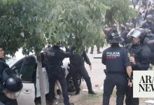 يحرث السيارات في حشد من إسبانيول مقابل برشلونة يصيب العديد من الناس